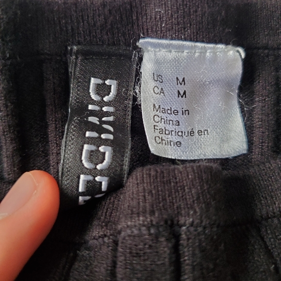 H&M | Ribbed Tank Top - Picture 2 of 2